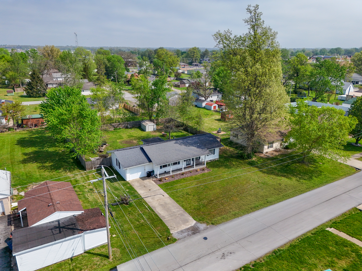 1810 West Chestnut Street Marion, IL 62959 - Photo 3 of 34