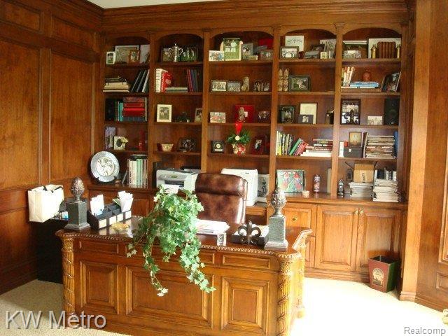 729 Palms Road Bloomfield Hills, MI 48304 - Photo 9 of 19 library