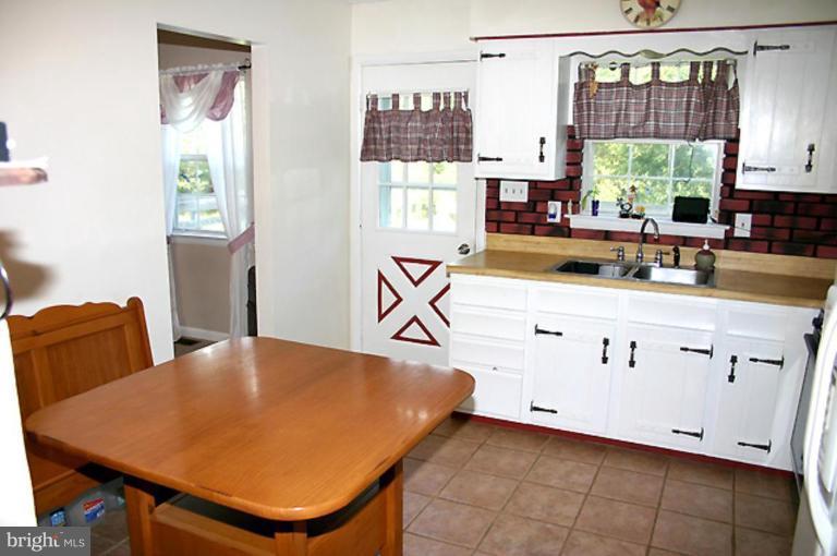 4905 Grave Run Road Manchester, MD 21102 - Photo 7 of 20 Kitchen #2