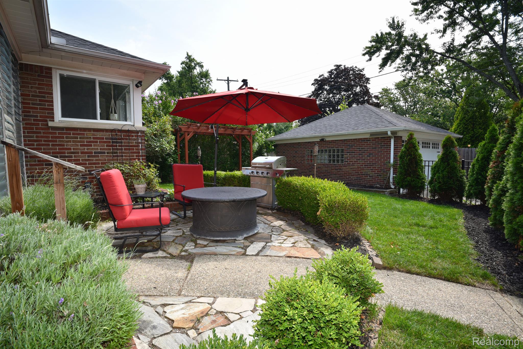 2831 Bembridge Road Royal Oak, MI 48073 - Photo 37 of 40 Gallery Image 37