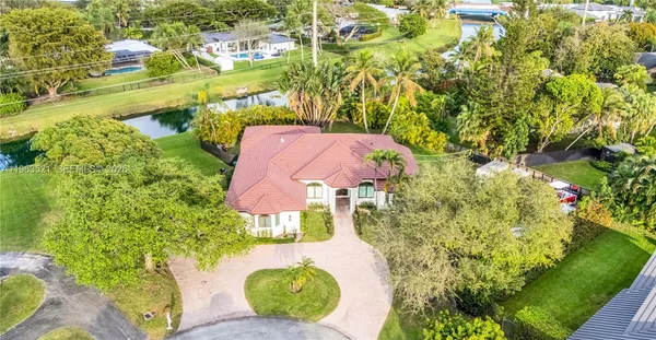 $1,980,000 | 16315 Southwest 88th Court, Palmetto Bay, FL 33157