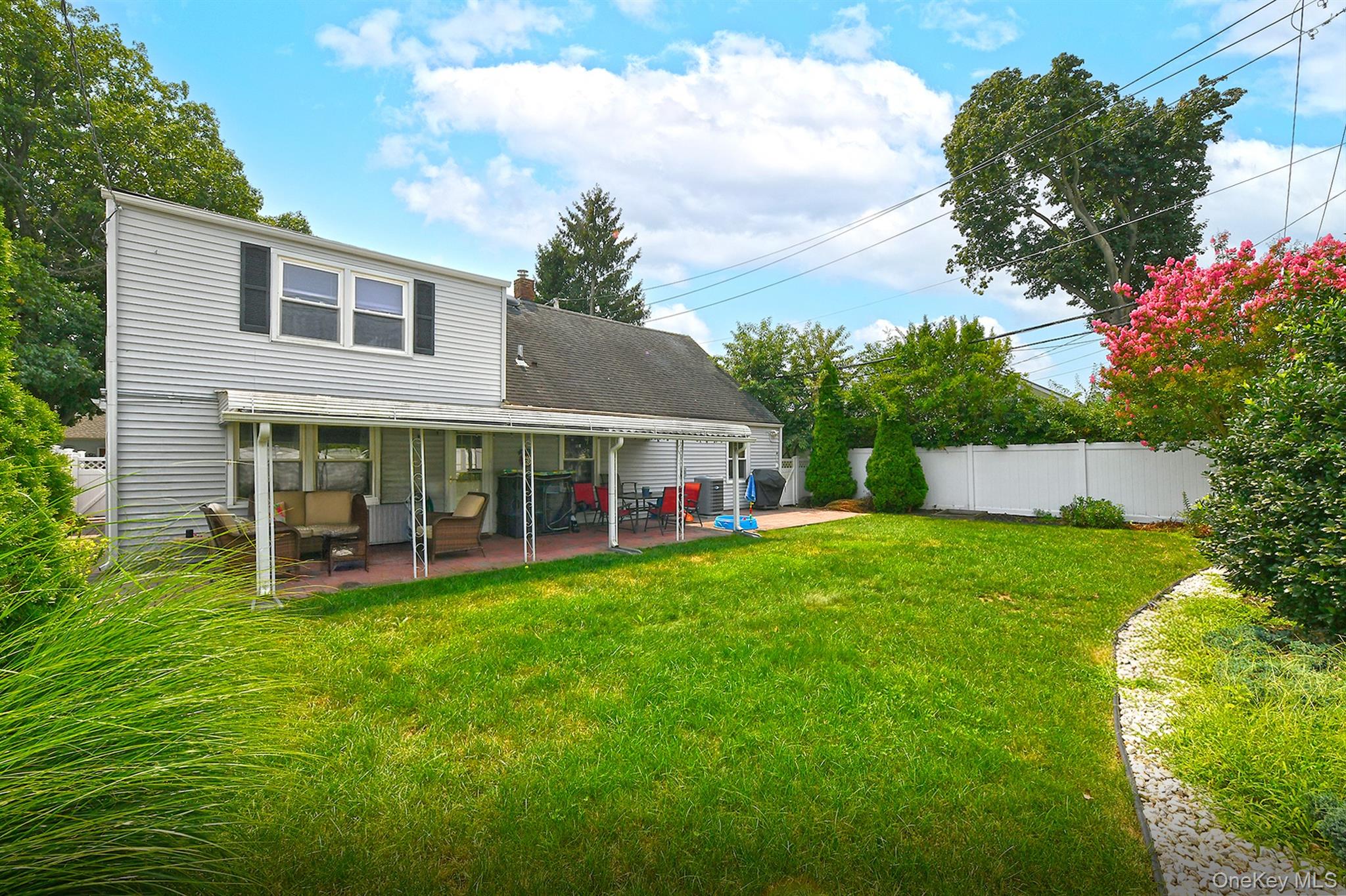 53 Periwinkle Road Levittown, NY 11756 - Photo 22 of 22 Gallery Image 22