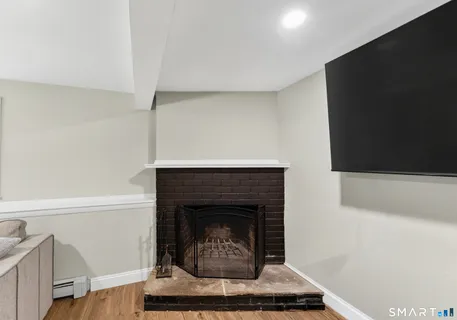 $610,000 | 14 Deerfield Drive, Newtown, CT 06482