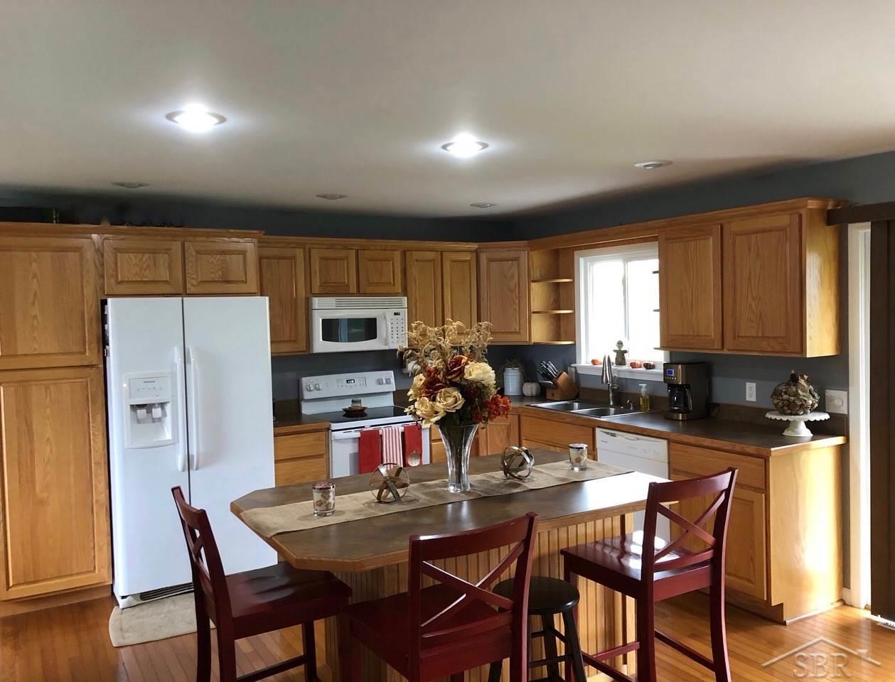 17229 Gary Road Chesaning, MI 48616 - Photo 11 of 27