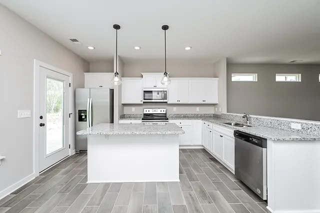 $2,335 | 5429 Nancy Seward Drive, Murfreesboro, TN 37129