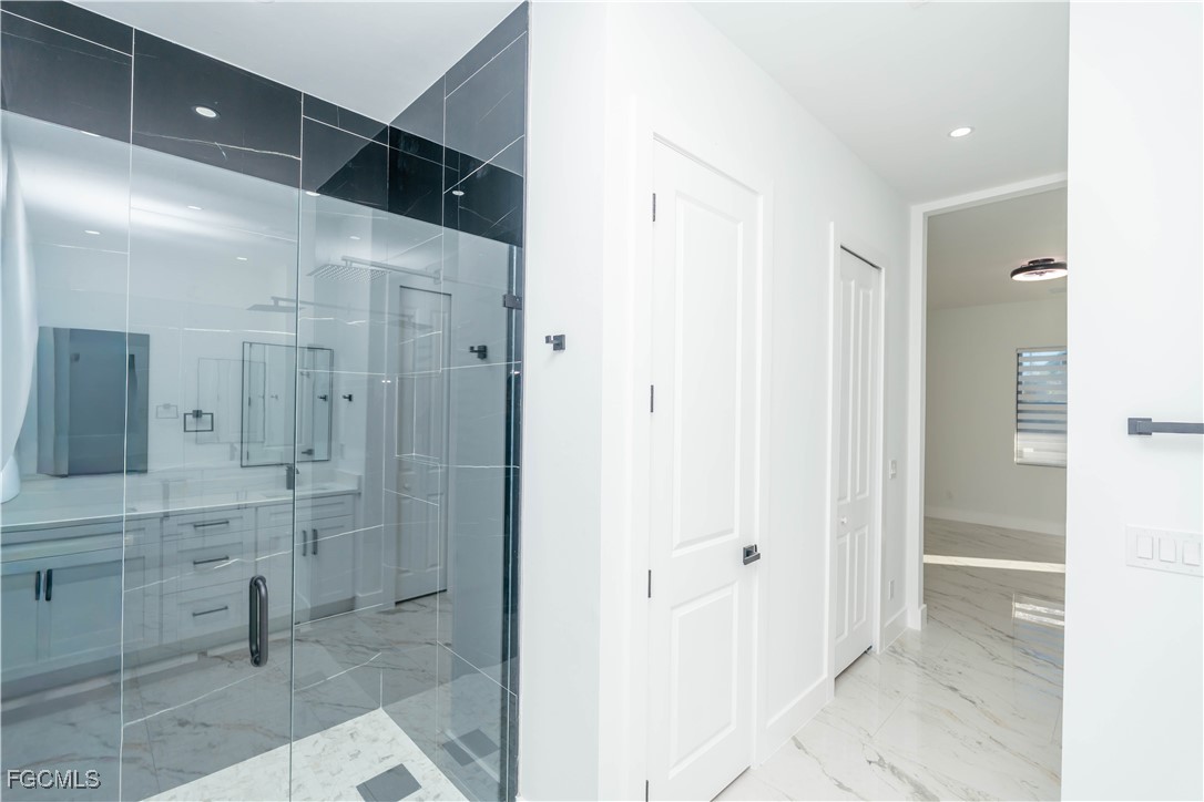 1140 Eclipse Street East Lehigh Acres, FL 33974 - Photo 14 of 31