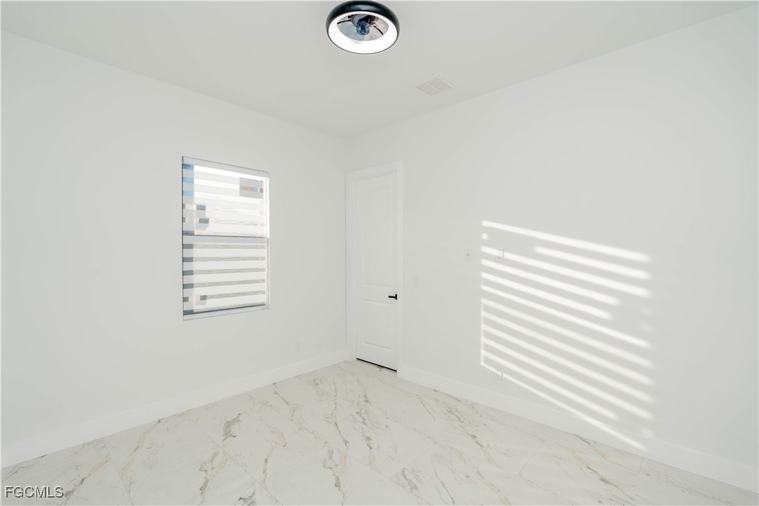 1140 Eclipse Street East Lehigh Acres, FL 33974 - Photo 19 of 31