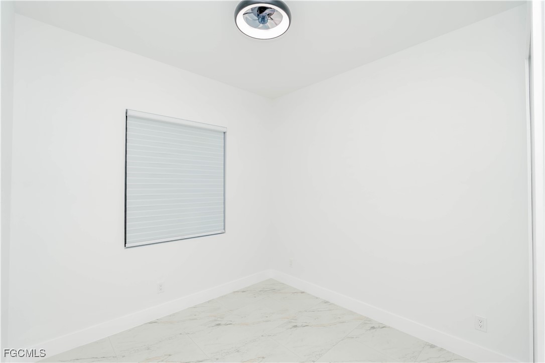 1140 Eclipse Street East Lehigh Acres, FL 33974 - Photo 22 of 31