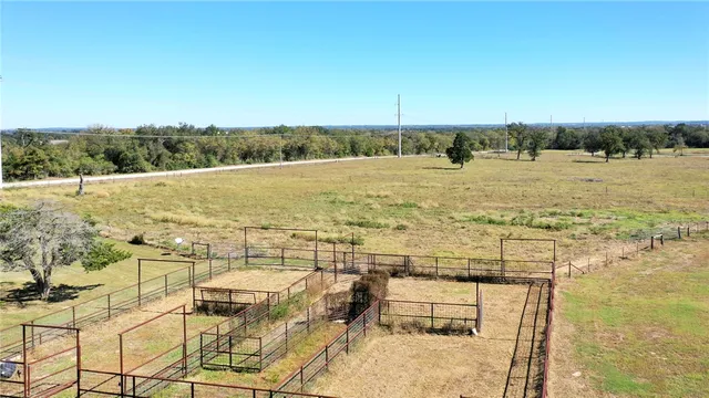 $769,000 | 24644 Old Highway 6, Navasota, TX 77868