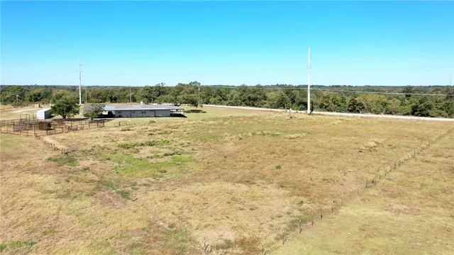 $769,000 | 24644 Old Highway 6, Navasota, TX 77868