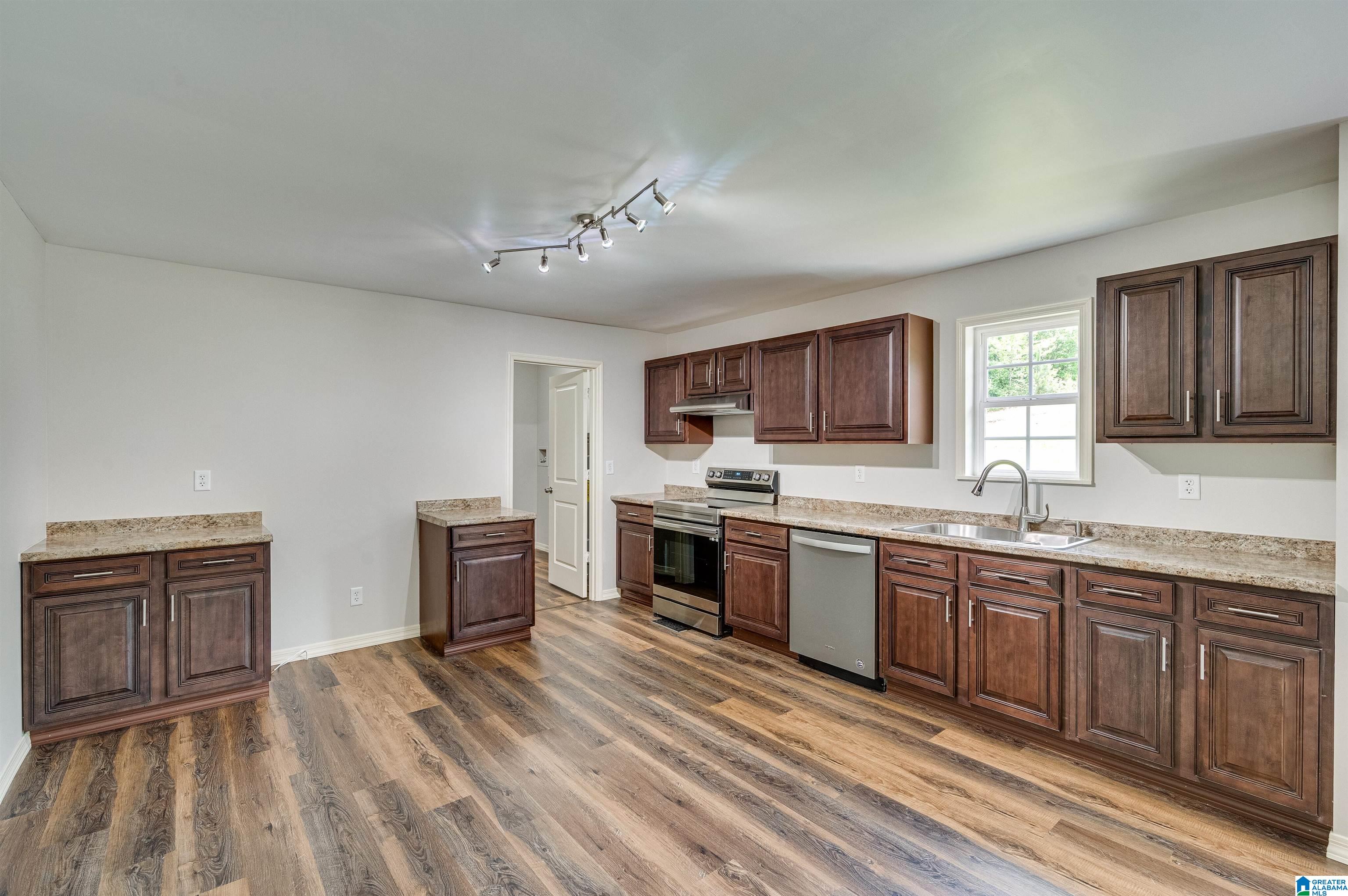 2553 Lay Springs Road Gadsden, AL 35904 - Photo 10 of 31