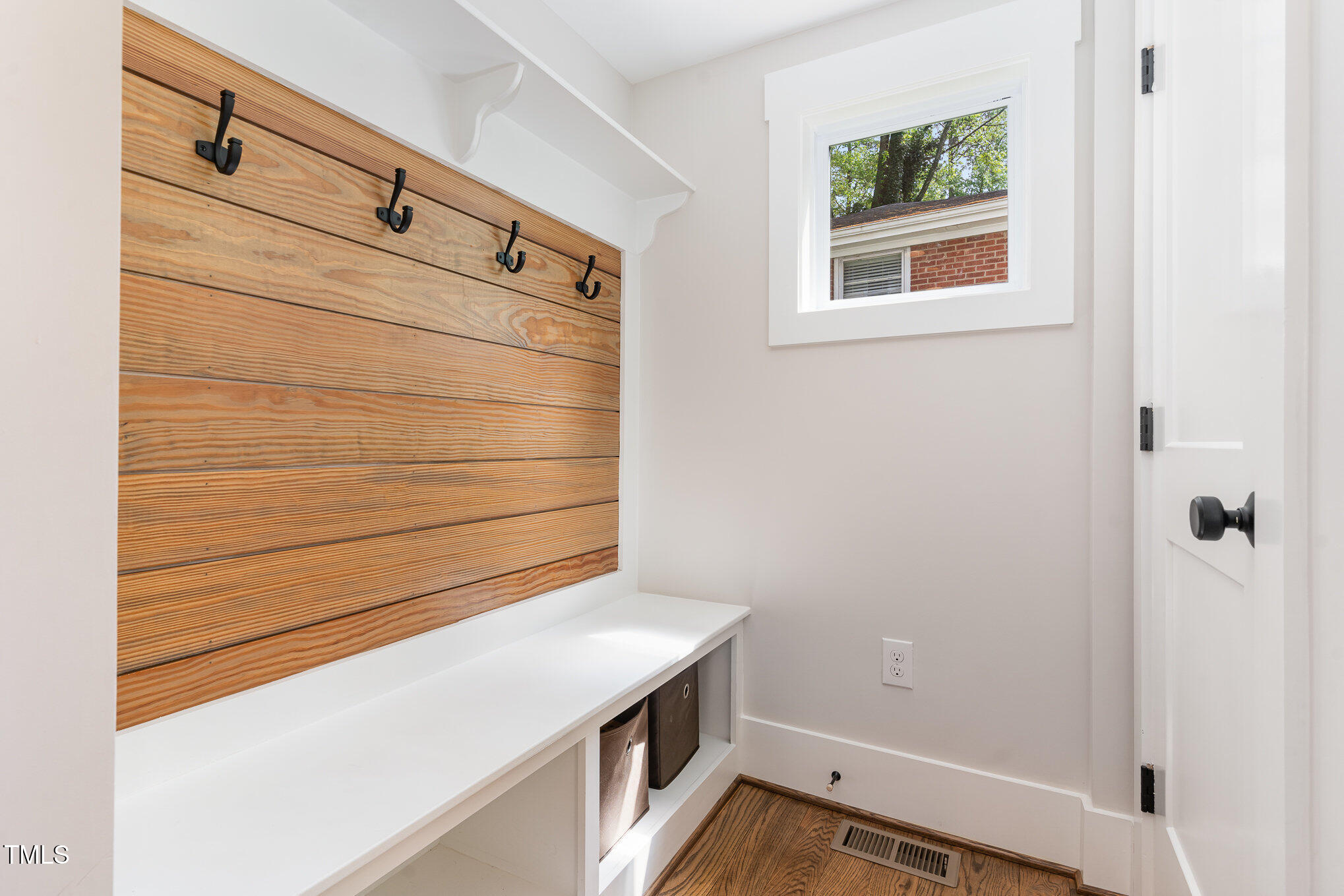 1422 Banbury Road Raleigh, NC 27607 - Photo 15 of 48 015_dsc00023-edit_118
