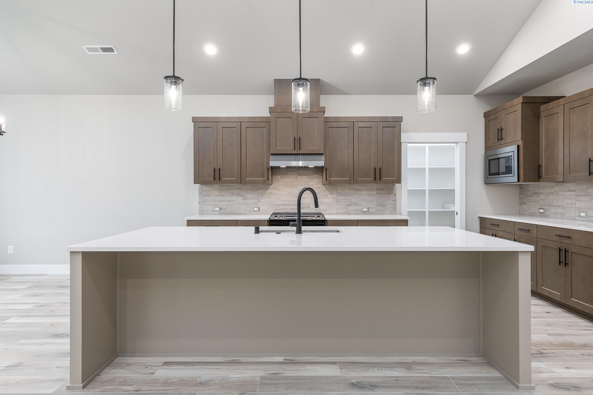 2716 Ketch Road Richland, WA 99354 - Photo 7 of 34 Gallery Image 7