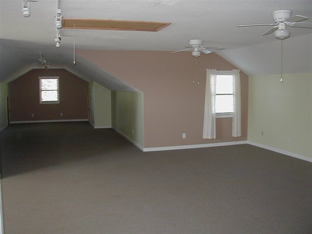 20 Woodwind Way Greer, SC 29651 - Photo 10 of 11 Gallery Image 10