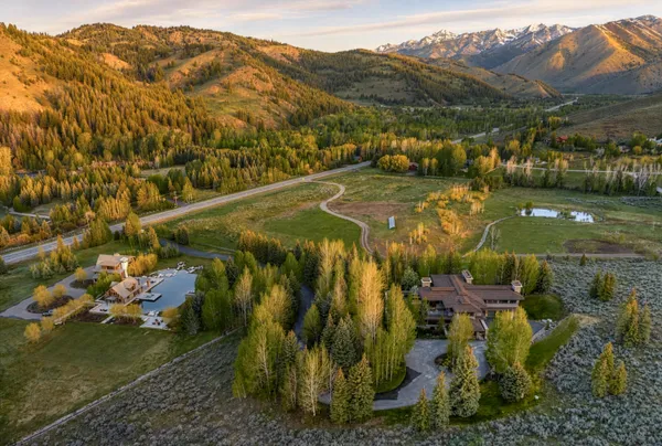$22,000,000 | 13437-39 Highway 75 Ketchum Id 83340, Ketchum, ID 83340