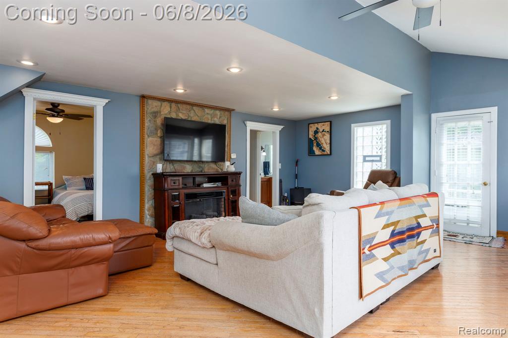 401 Pointe Tremble Road Algonac, MI 48001 - Photo 25 of 40