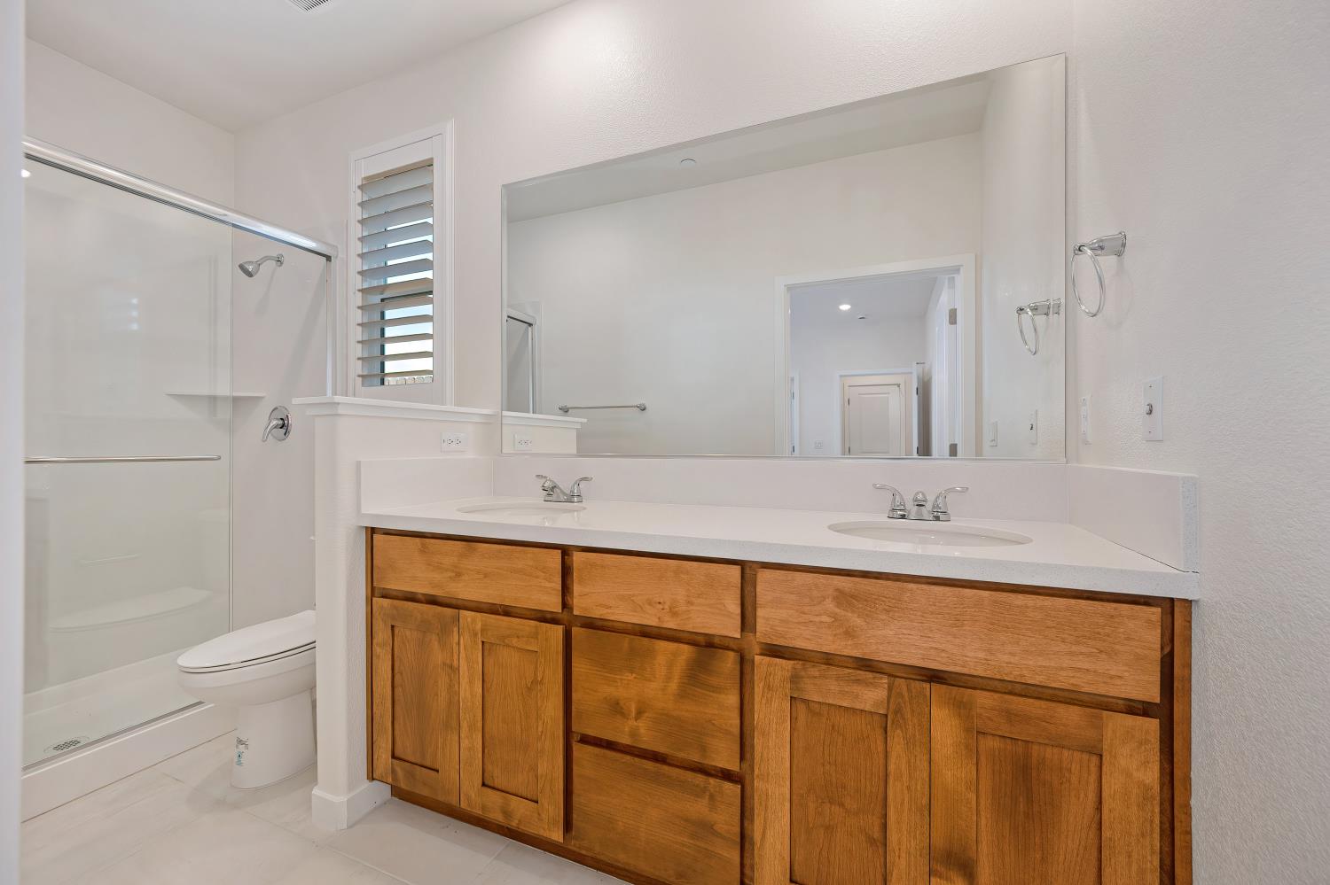 1120 Mallory Ridge Street Roseville, CA 95747 - Photo 6 of 16