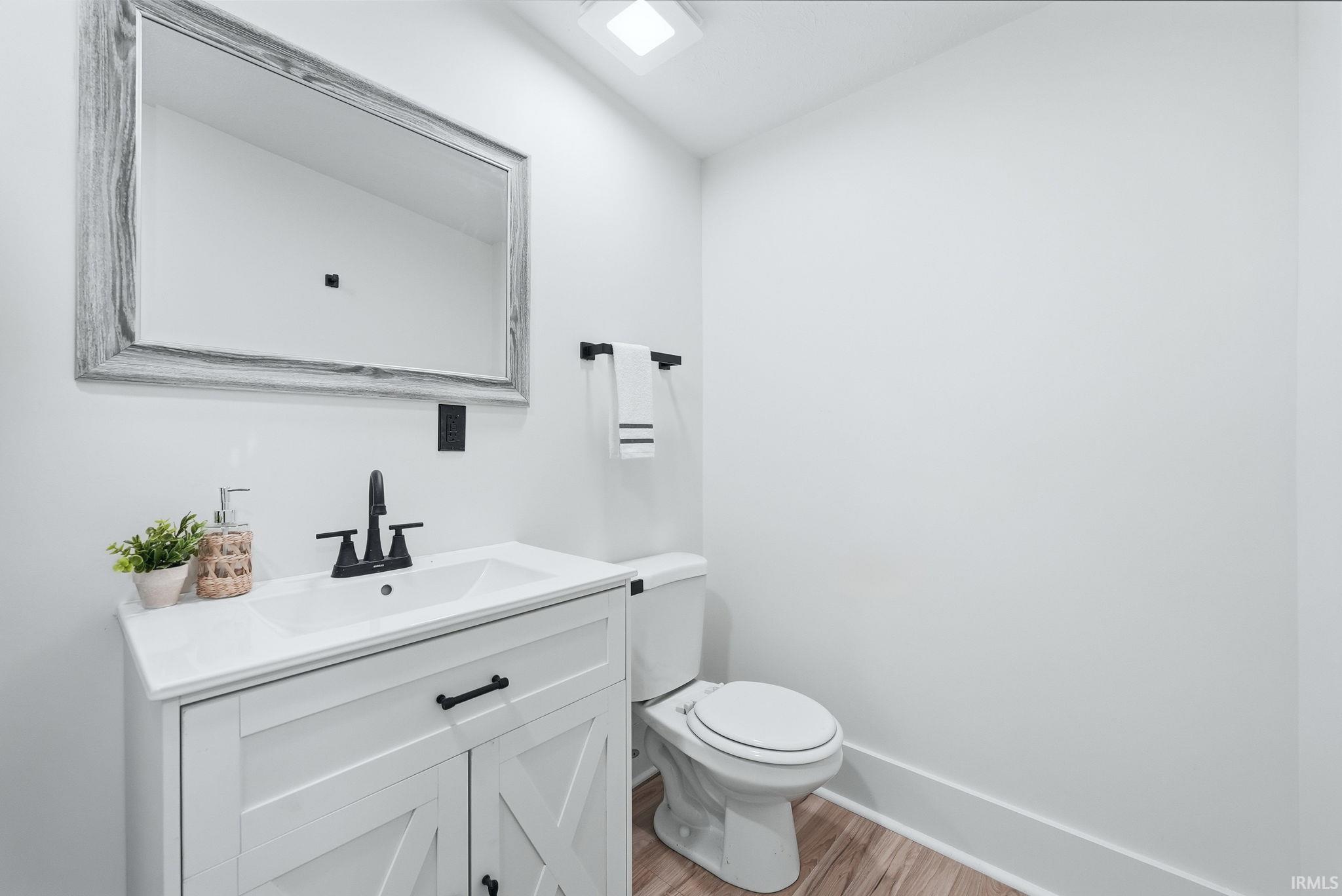 222 East 3rd Street Peru, IN 46970 - Photo 13 of 28