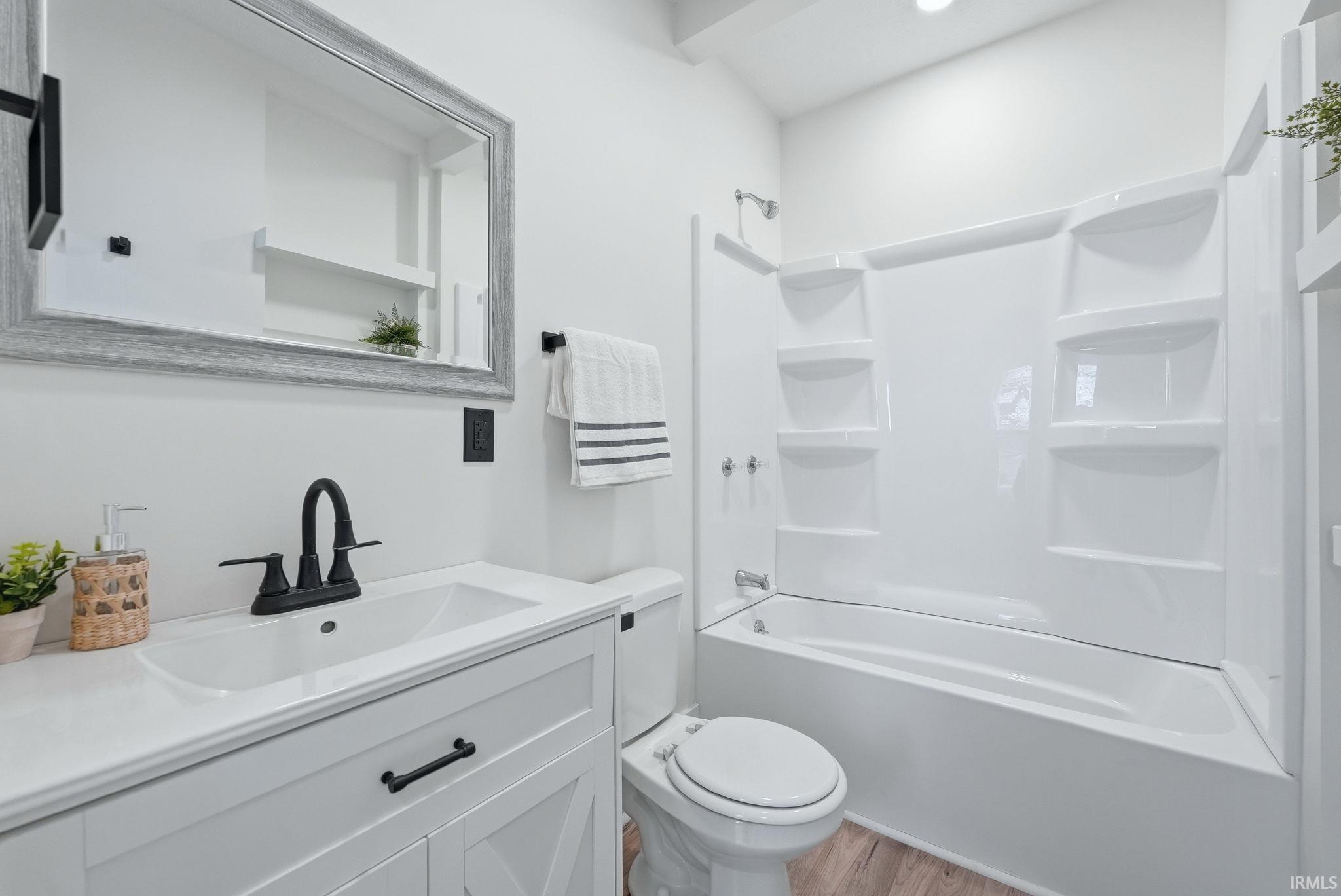 222 East 3rd Street Peru, IN 46970 - Photo 6 of 28