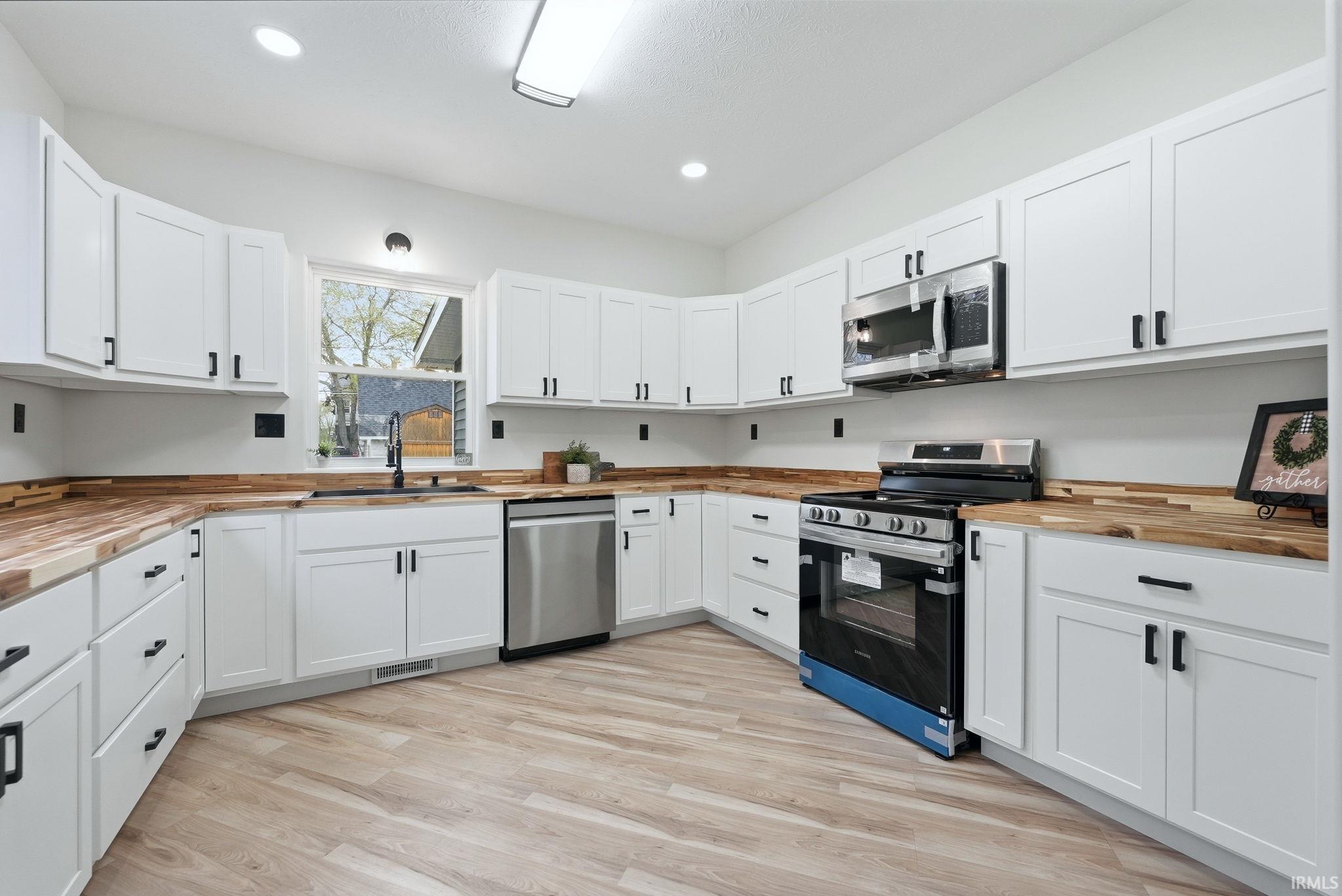 222 East 3rd Street Peru, IN 46970 - Photo 8 of 28