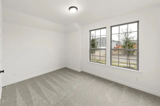 $379,970 | 4043 Bedford Drive, Heartland, TX 75114