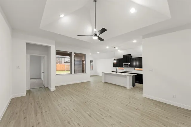 $379,970 | 4043 Bedford Drive, Heartland, TX 75114