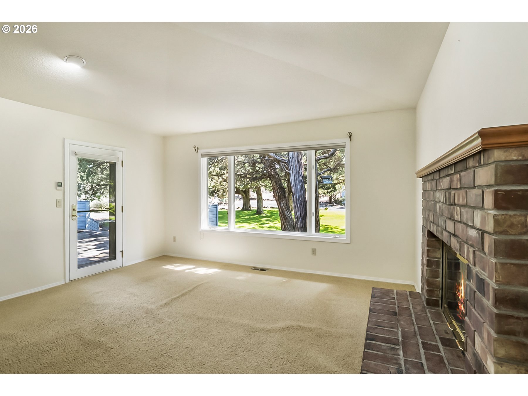 64507 McGrath Road Bend, OR 97701 - Photo 23 of 46