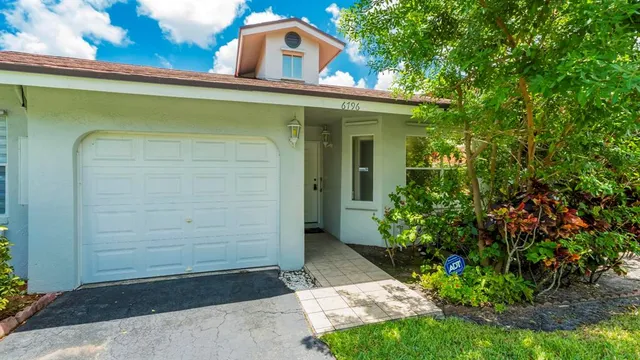 $374,900 | 6796 North Pine Island Road, Unit 6796, Tamarac, FL 33321