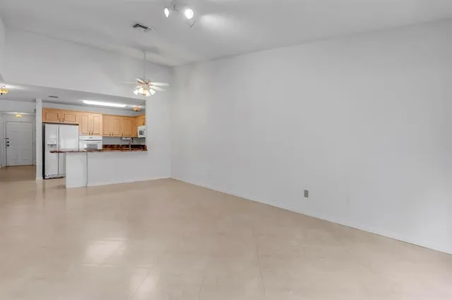 $374,900 | 6796 North Pine Island Road, Unit 6796, Tamarac, FL 33321