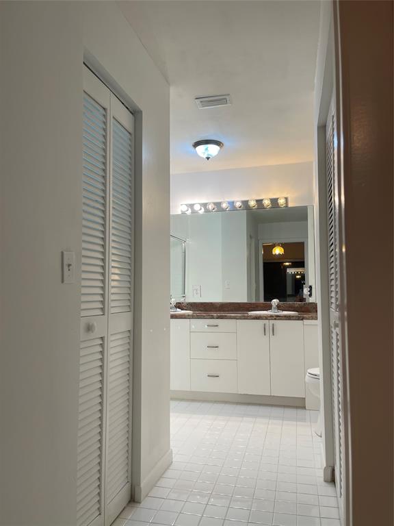 6796 North Pine Island Road, Unit 6796 Tamarac, FL 33321 - Photo 19 of 36