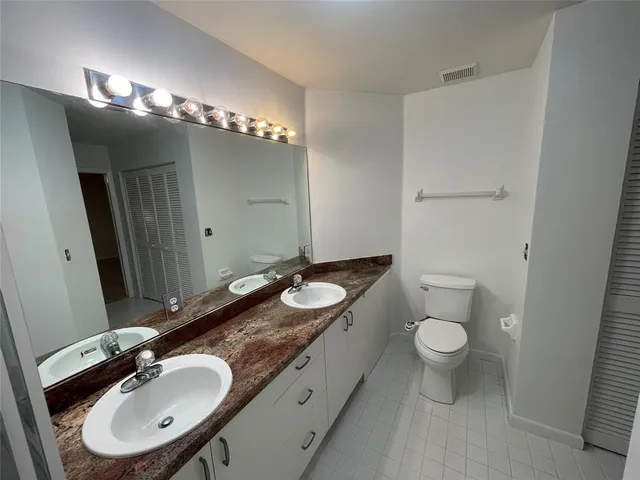 $374,900 | 6796 North Pine Island Road, Unit 6796, Tamarac, FL 33321