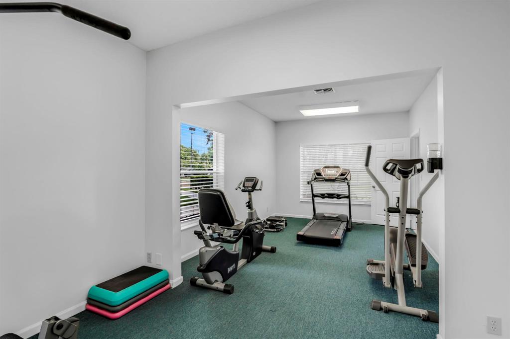 6796 North Pine Island Road, Unit 6796 Tamarac, FL 33321 - Photo 27 of 36