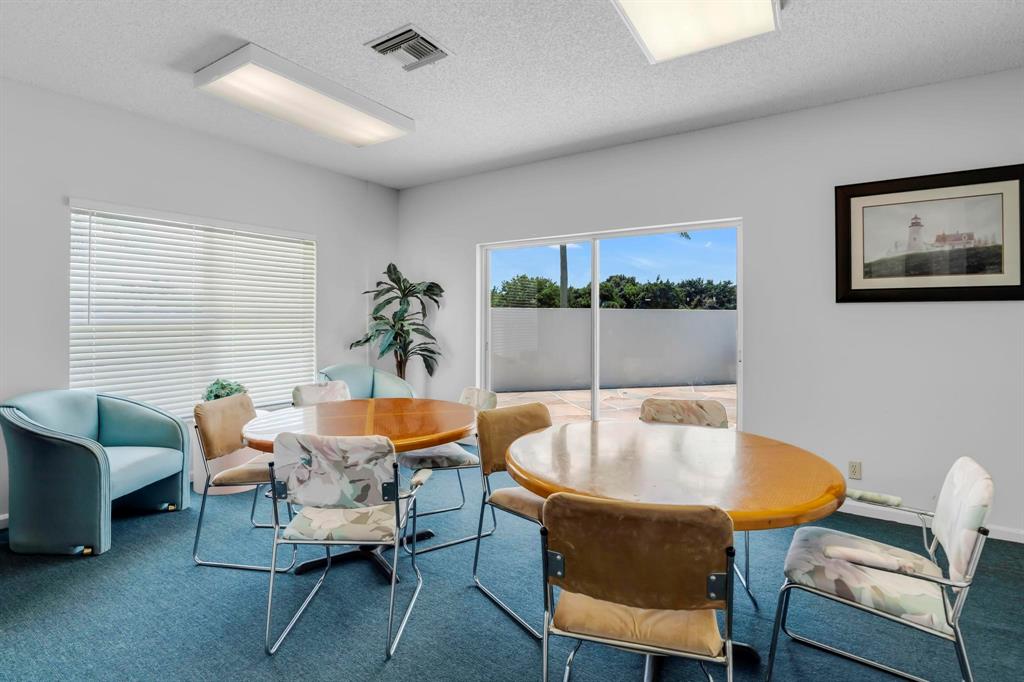 6796 North Pine Island Road, Unit 6796 Tamarac, FL 33321 - Photo 28 of 36