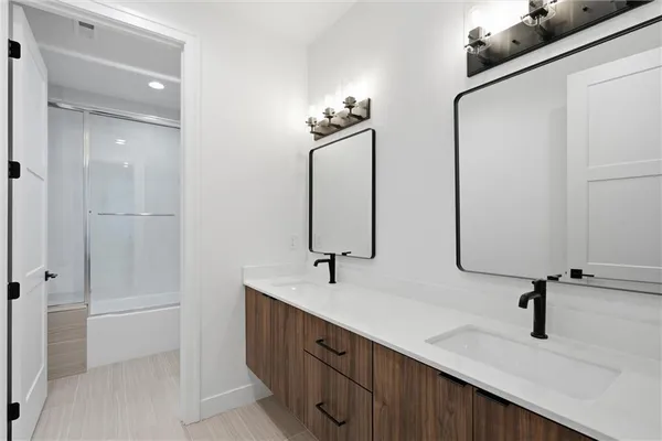 $599,000 | 2602 Northwest 84th Terrace, Kansas City, MO 64154
