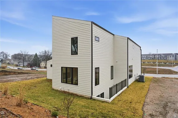 $599,000 | 2602 Northwest 84th Terrace, Kansas City, MO 64154