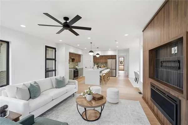 $599,000 | 2602 Northwest 84th Terrace, Kansas City, MO 64154