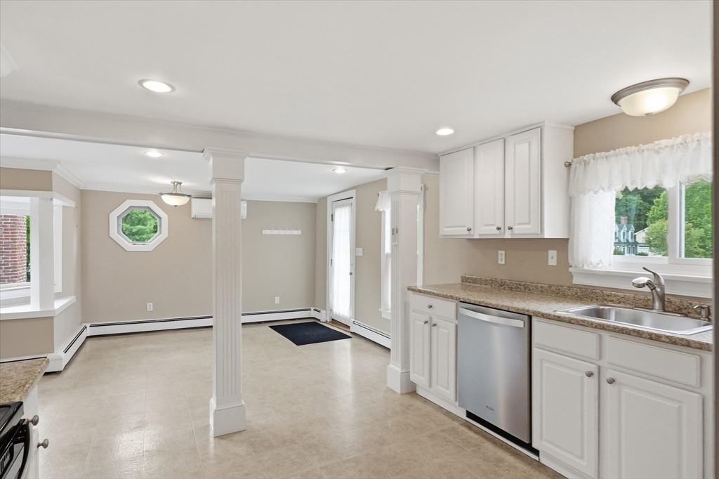 27 Haverhill Road, Unit B Amesbury, MA 01913 - Photo 14 of 36