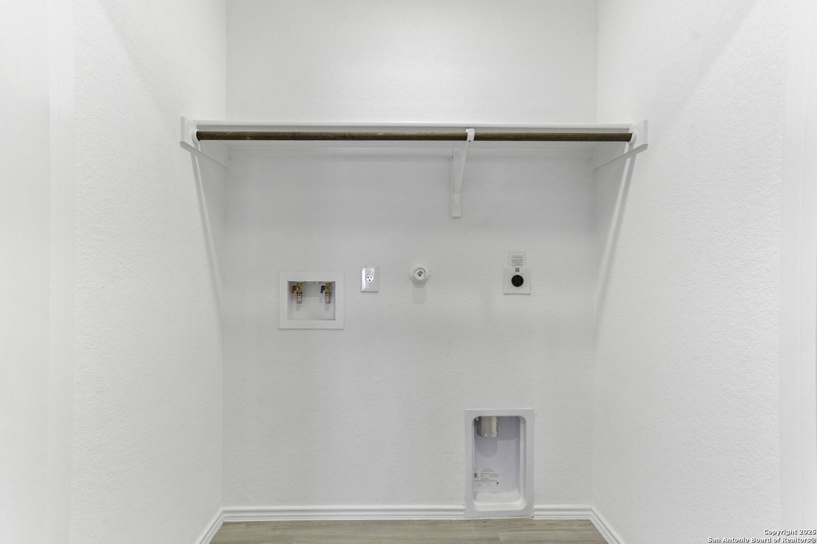 31838 Cherry Bulverde, TX 78163 - Photo 17 of 19 a close up view of racks