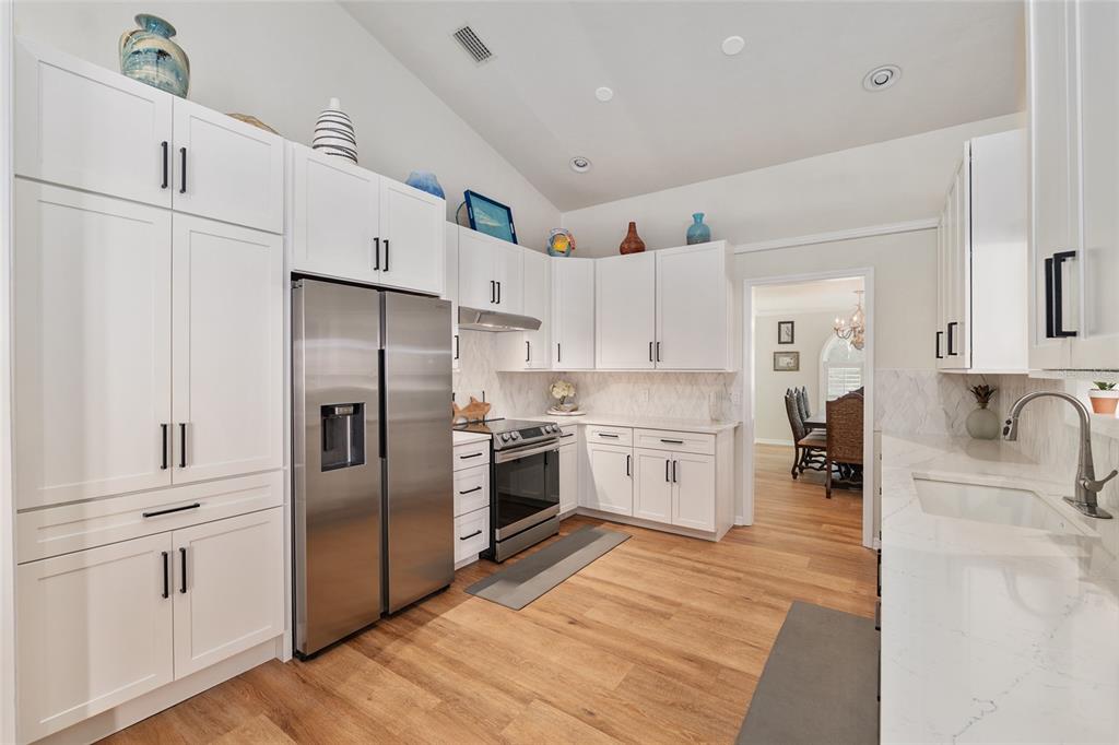 9425 Southwest 21 Avenue Gainesville, FL 32607 - Photo 3 of 66