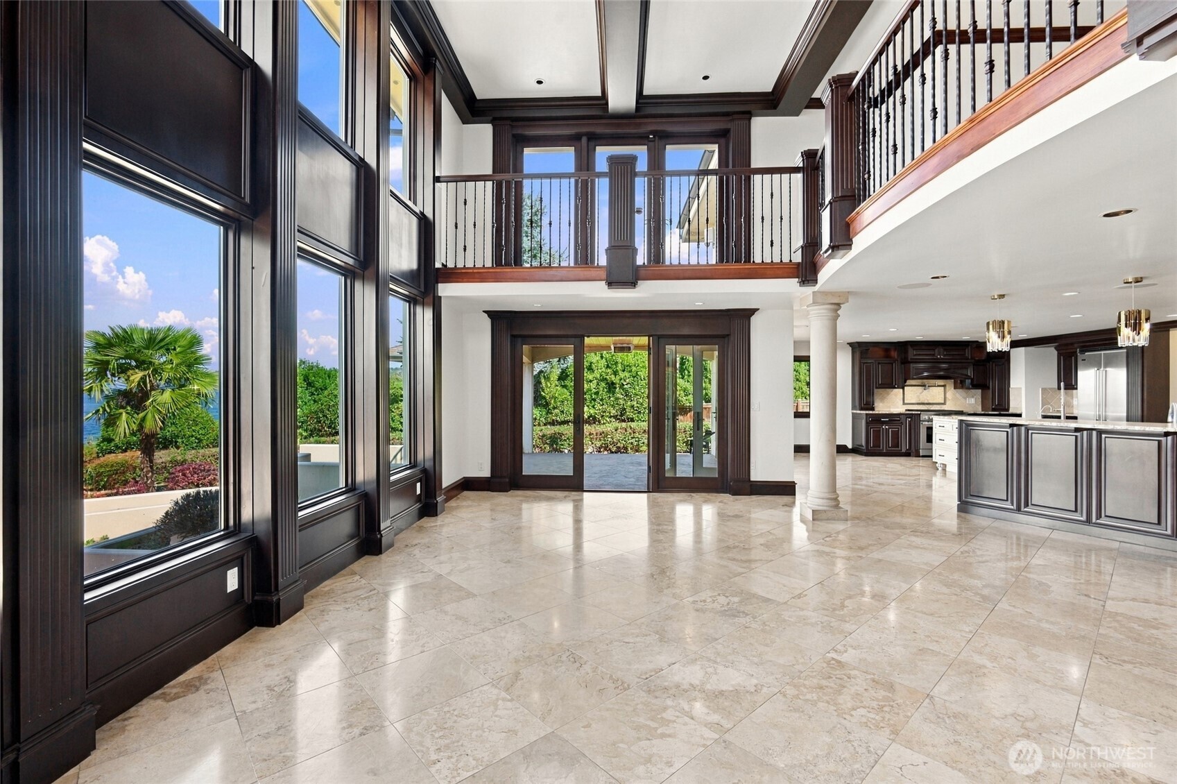 8711 Talbot Road Edmonds, WA 98026 - Photo 10 of 39 Gallery Image 10