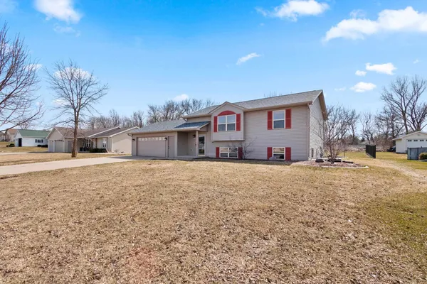 $339,900 | W6423 Rocky Mountain Drive, Greenville, WI 54942