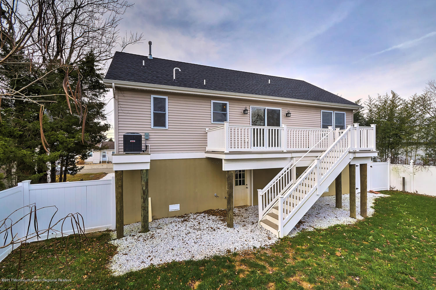 109 Bonita Road Waretown, NJ 08758 - Photo 4 of 26 109 Bonita Rd Waretown NJ-large-007-28-1