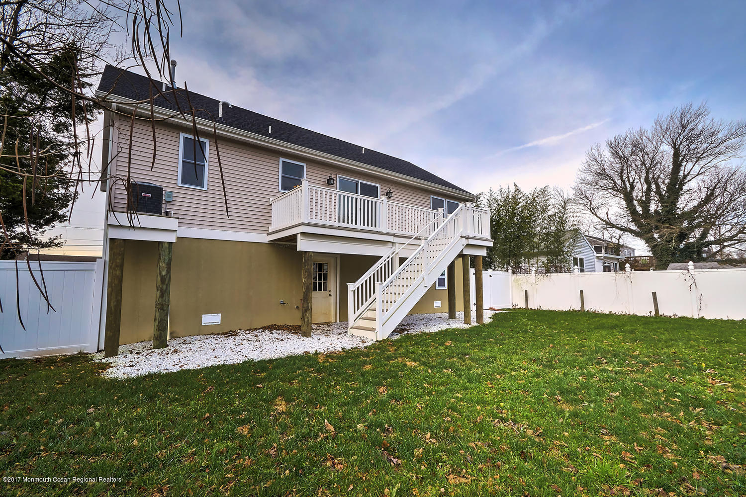 109 Bonita Road Waretown, NJ 08758 - Photo 5 of 26 109 Bonita Rd Waretown NJ-large-008-26-1