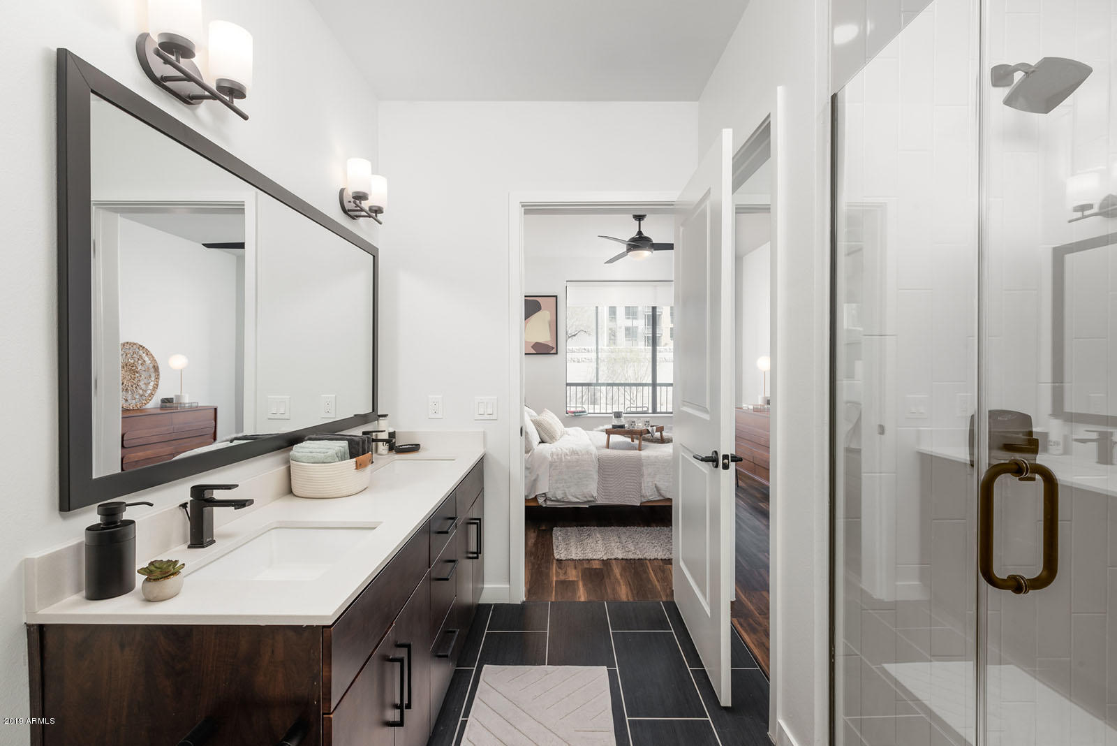 701 West Rio Salado Parkway, Unit 1041 Tempe, AZ 85281 - Photo 12 of 27 Bathroom view 3