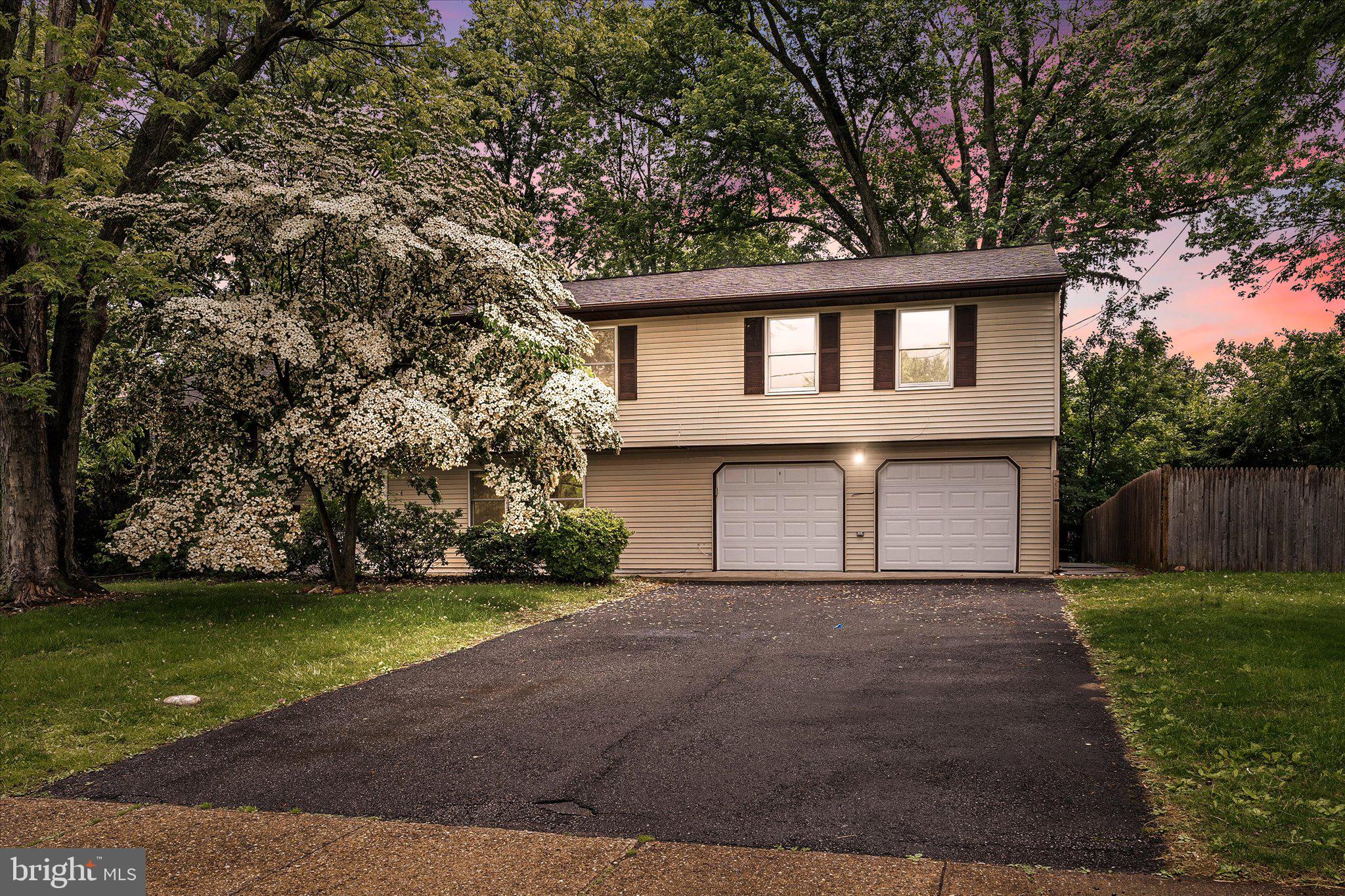4 Bittersweet Road Ewing, NJ 08638 - Photo 1 of 26 Gallery Image 1