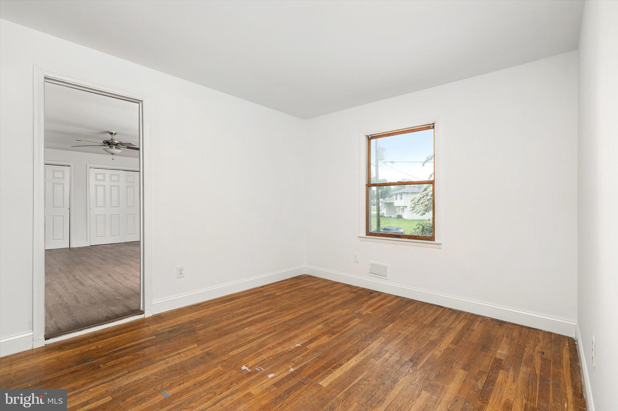 4 Bittersweet Road Ewing, NJ 08638 - Photo 12 of 26 Gallery Image 12