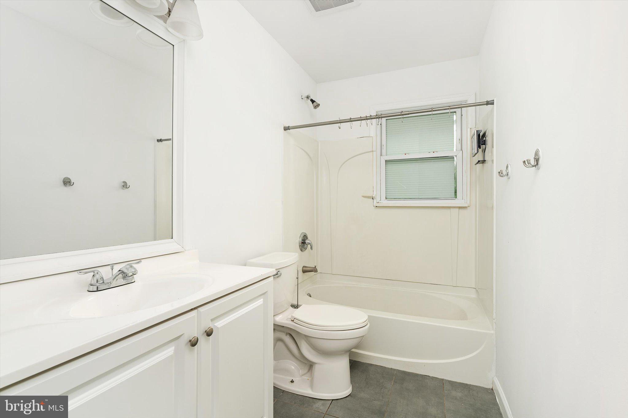 4 Bittersweet Road Ewing, NJ 08638 - Photo 19 of 26 Gallery Image 19