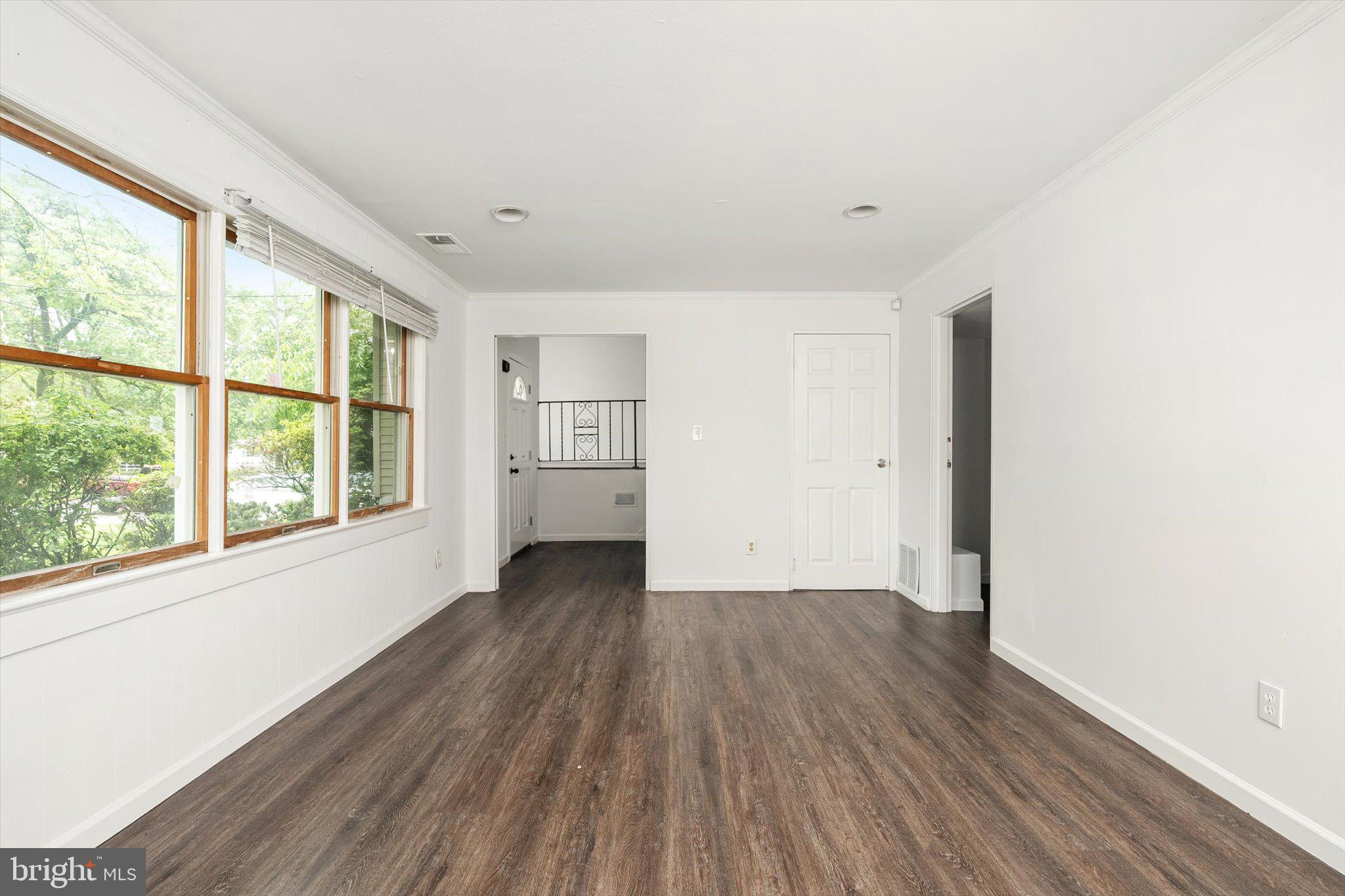 4 Bittersweet Road Ewing, NJ 08638 - Photo 21 of 26 Gallery Image 21