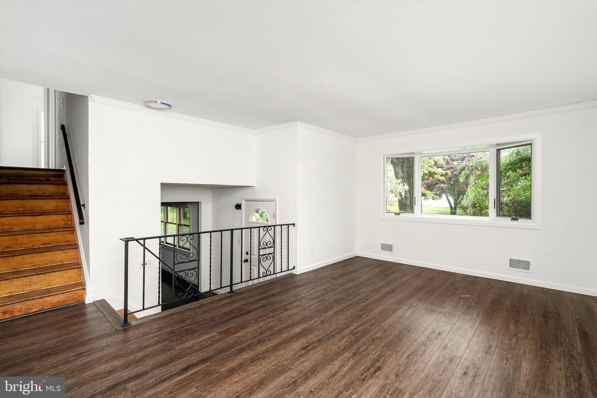 4 Bittersweet Road Ewing, NJ 08638 - Photo 6 of 26 Gallery Image 6