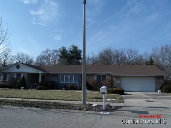 69 Brighton Road Springfield, IL 62702 - Photo 1 of 4